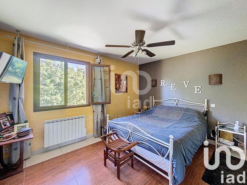 Maison - 242 m² - 9 pièces