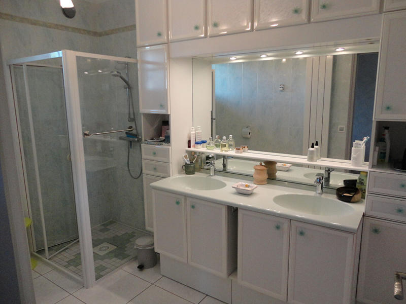 Maison - 215 m² - 7 pièces