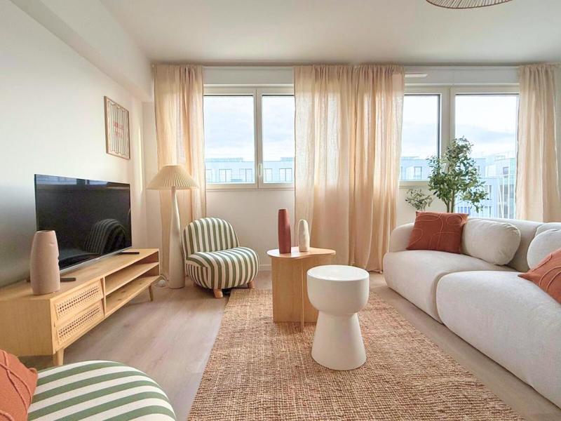 Chambre - 11 m² - 1 pièce