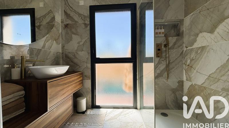 Maison - 120 m² - 4 pièces