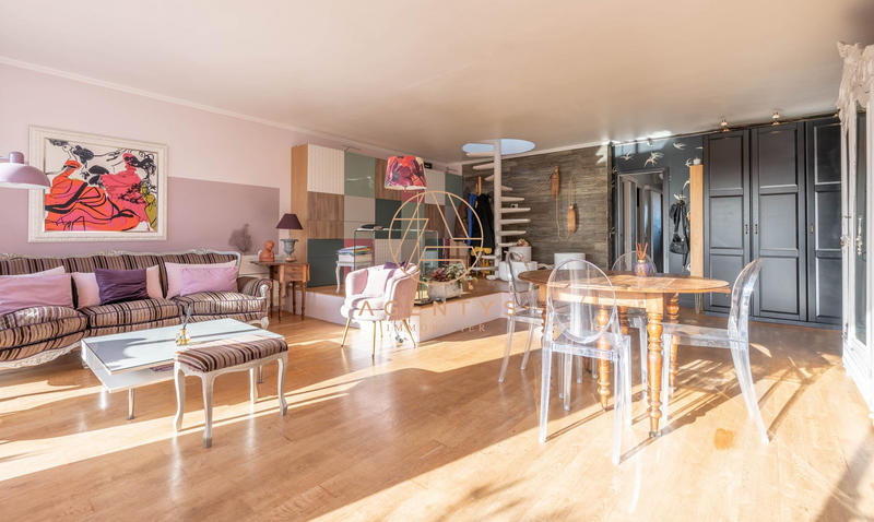 Appartement - 121 m² - 4 pièces