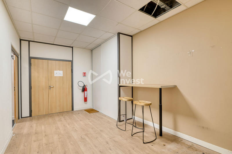 Bureau - 174 m²