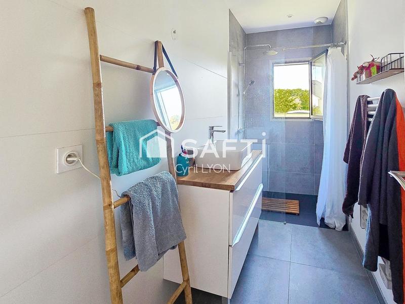 Maison - 104 m² - 5 pièces