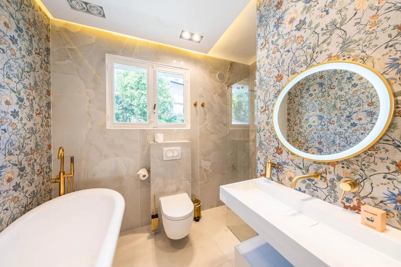 Villa - 165 m² - 10 pièces