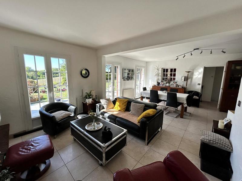 Maison - 149 m² - 7 pièces