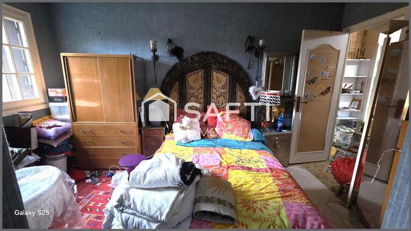 Maison - 220 m² - 8 pièces