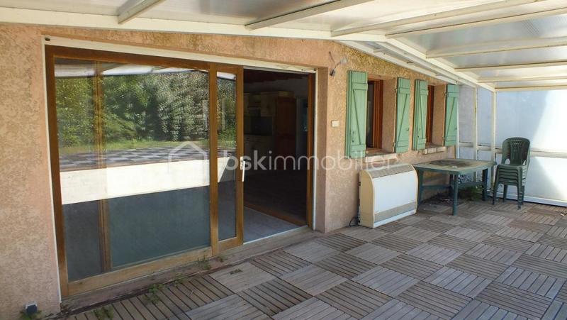 Maison - 144 m² - 5 pièces