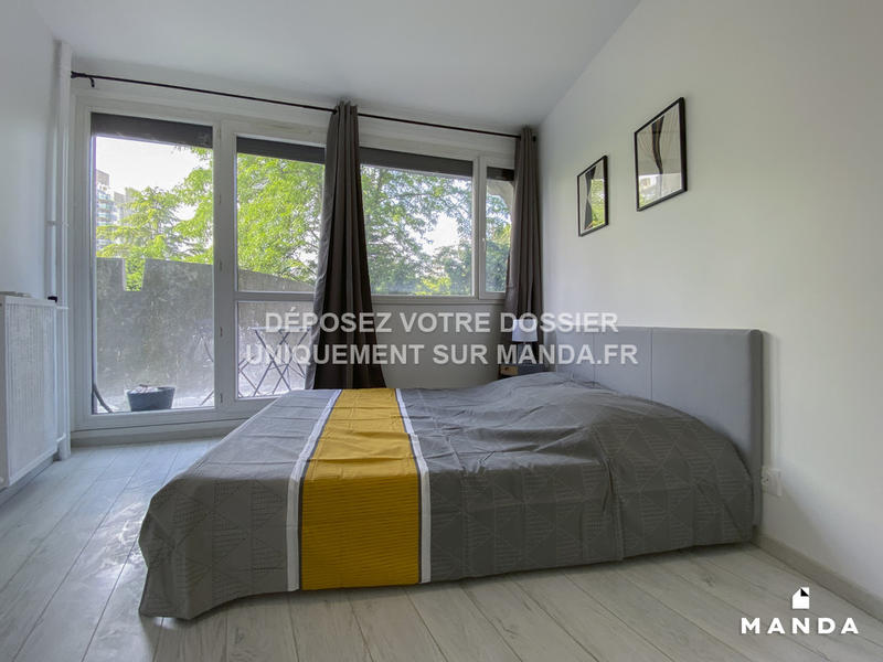 Chambre - 10 m² - 5 pièces