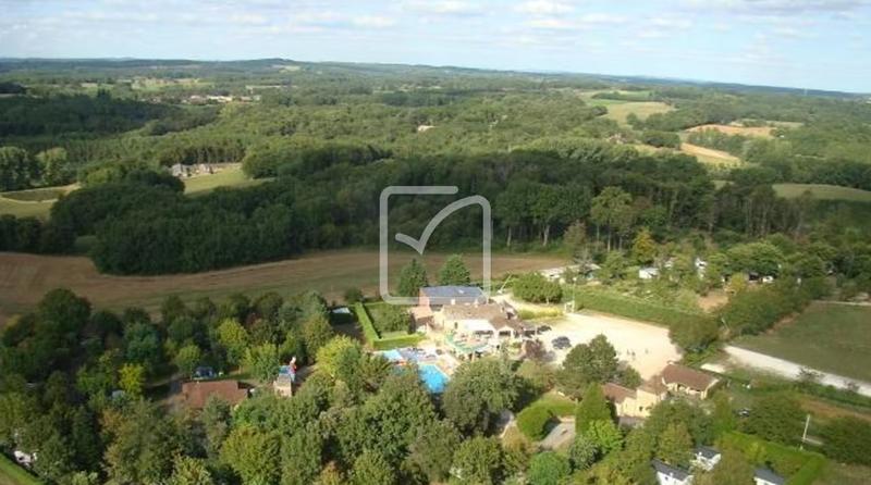 Propriété - 54 000 m² - 1 pièce