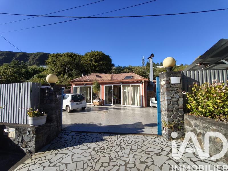 Maison - 167 m² - 8 pièces