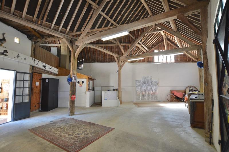 Villa - 185 m² - 6 pièces