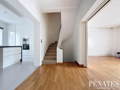 Maison contemporaine - 200 m² - 6 pièces