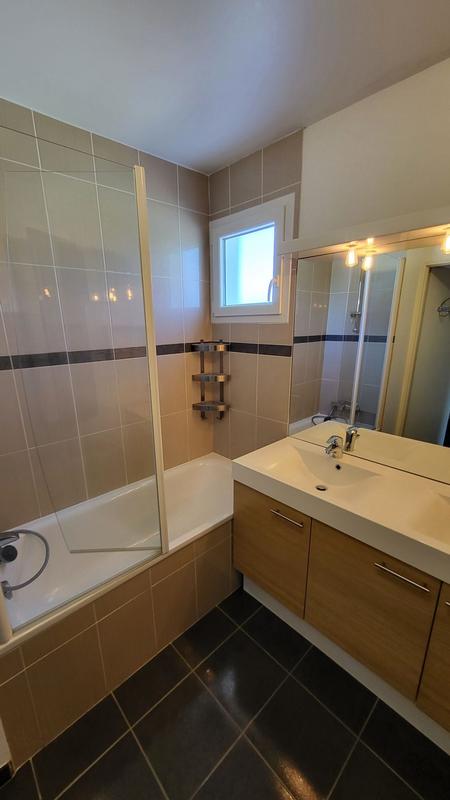 Appartement - 76 m² - 4 pièces