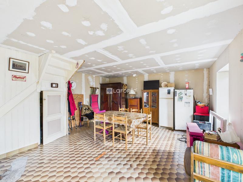 Maison - 88 m² - 9 pièces