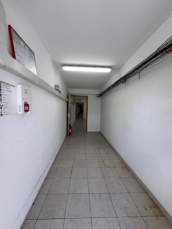 Local commercial - 270 m²