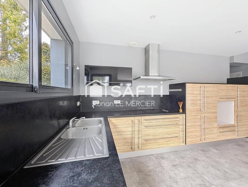 Maison - 135 m² - 5 pièces