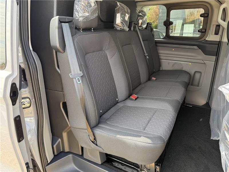 Ford Transit Custom Fourgon II Cabine Approfondie Ca 300 L1h1 2.0 Ecoblue 170 Ch Bva8 Limited