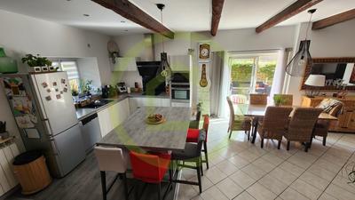 Maison - 140 m² - 7 pièces