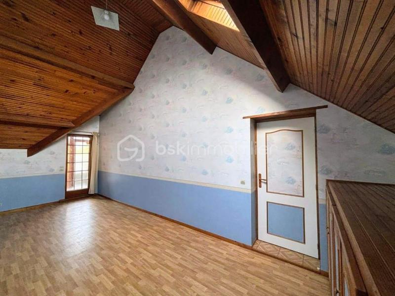 Maison traditionnelle - 165 m² - 6 pièces