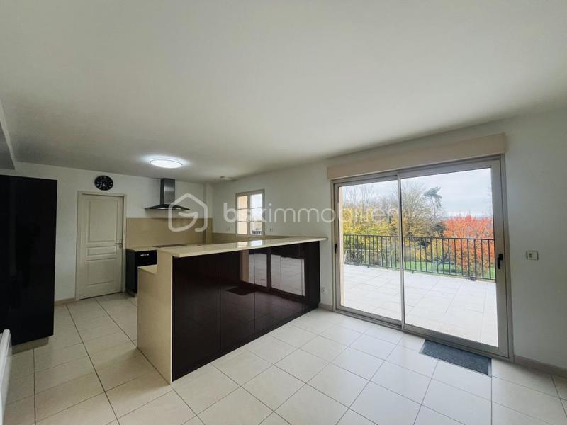 Maison - 180 m² - 7 pièces