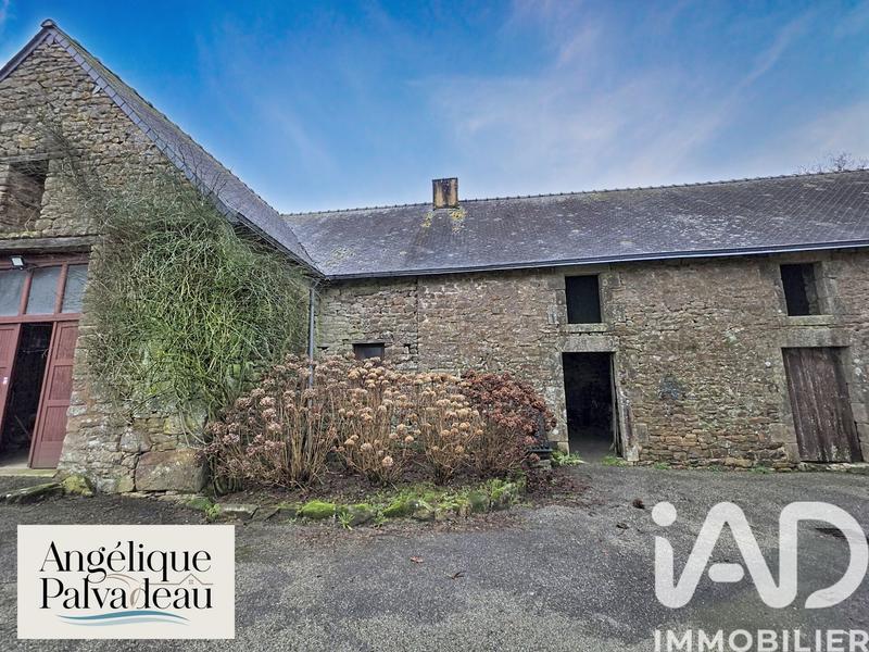 Maison - 246 m² - 7 pièces