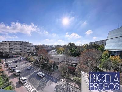 Appartement - 84 m² - 3 pièces