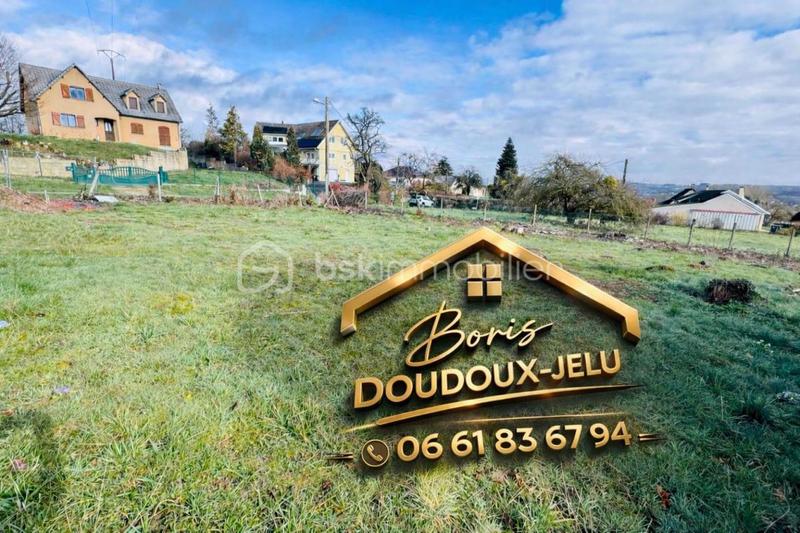 Terrain constructible - 736 m²