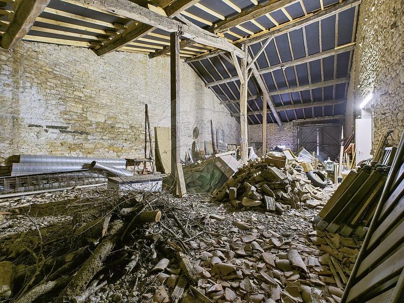 Maison - 295 m² - 6 pièces