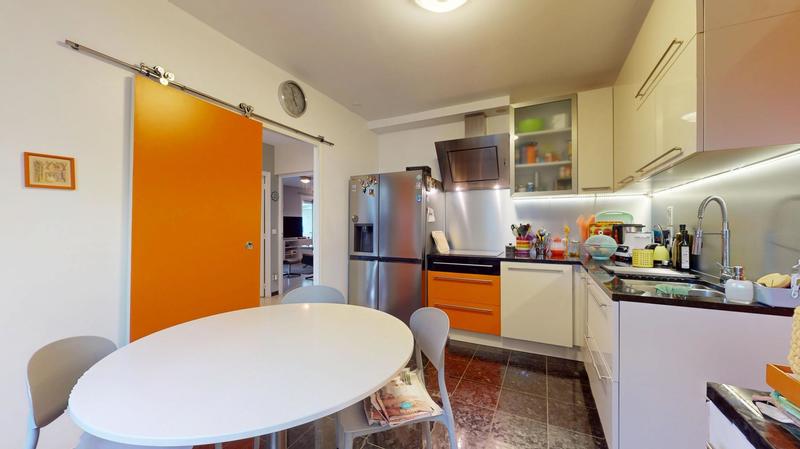 Maison - 137 m² - 6 pièces