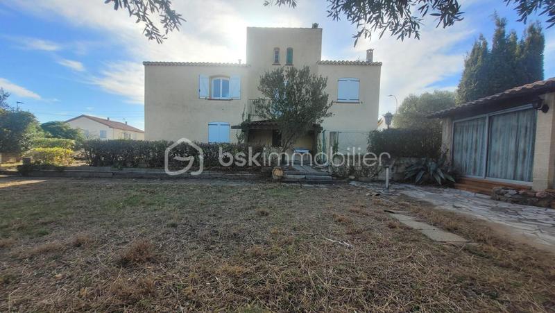 Propriété - 166 m² - 6 pièces