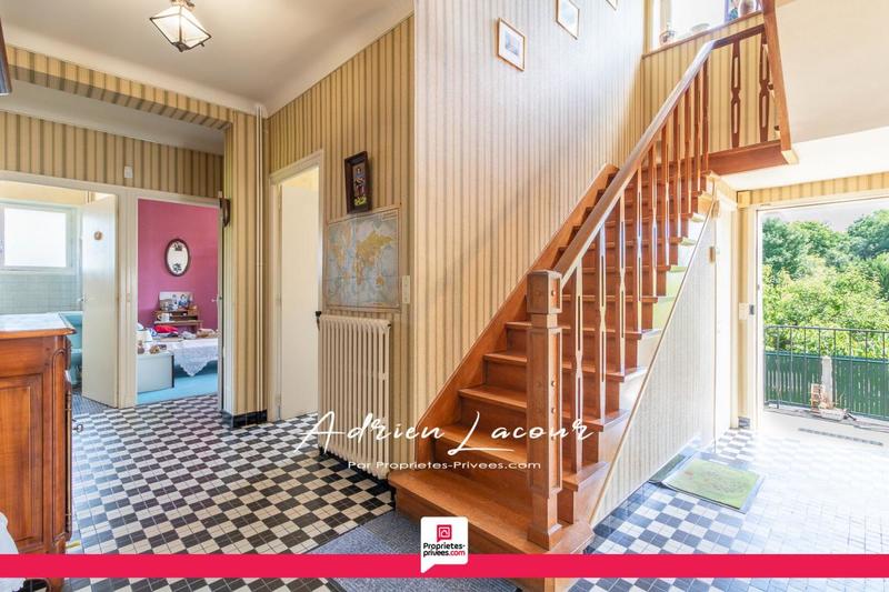 Maison - 148 m² - 7 pièces