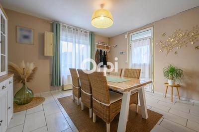 Maison - 91 m² - 5 pièces