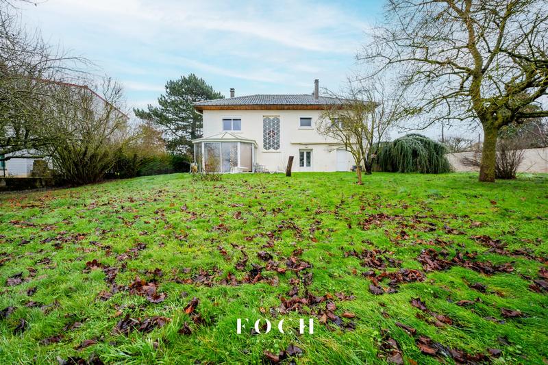 Maison - 187 m² - 6 pièces