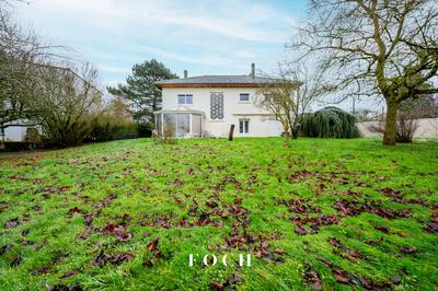 Maison - 187 m² - 6 pièces