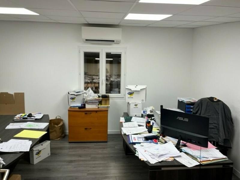 Local d'activité / Entrepôt - 720 m²