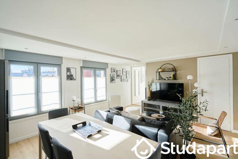 Chambre - 10 m² - 1 pièce