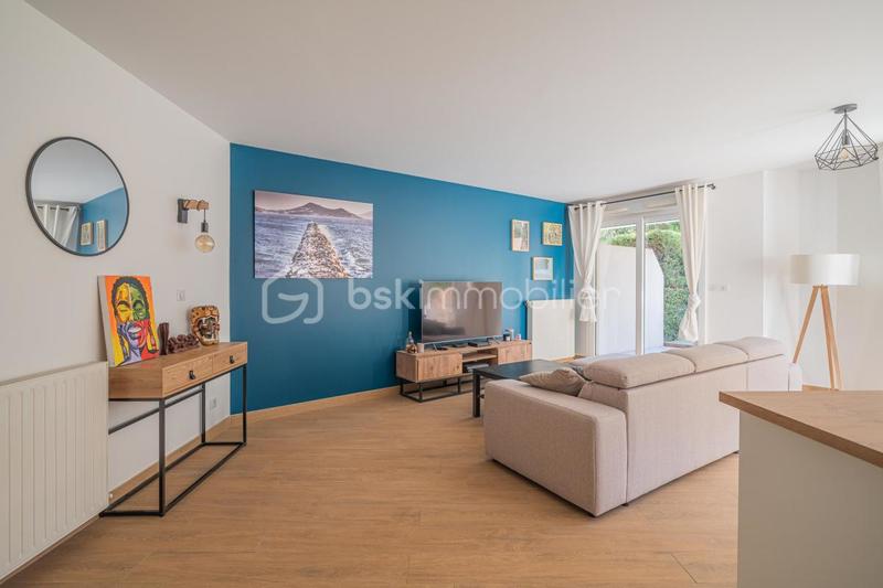 Appartement - 79 m² - 3 pièces