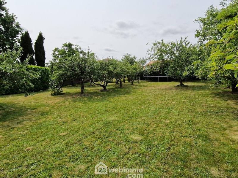 Maison - 275 m² - 8 pièces