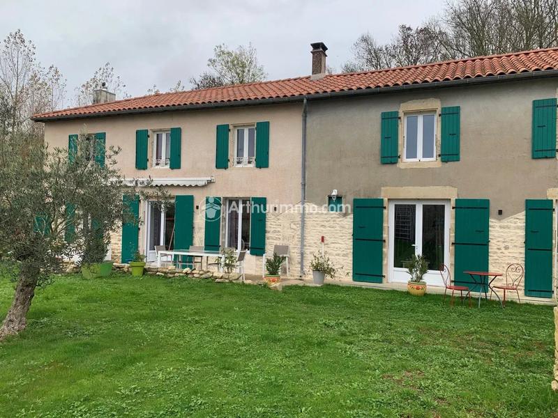 Maison - 171 m² - 7 pièces