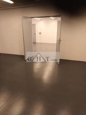 Entrepôt - 153 m²