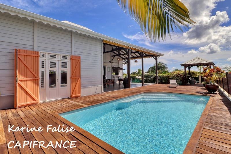 Villa - 194 m² - 6 pièces