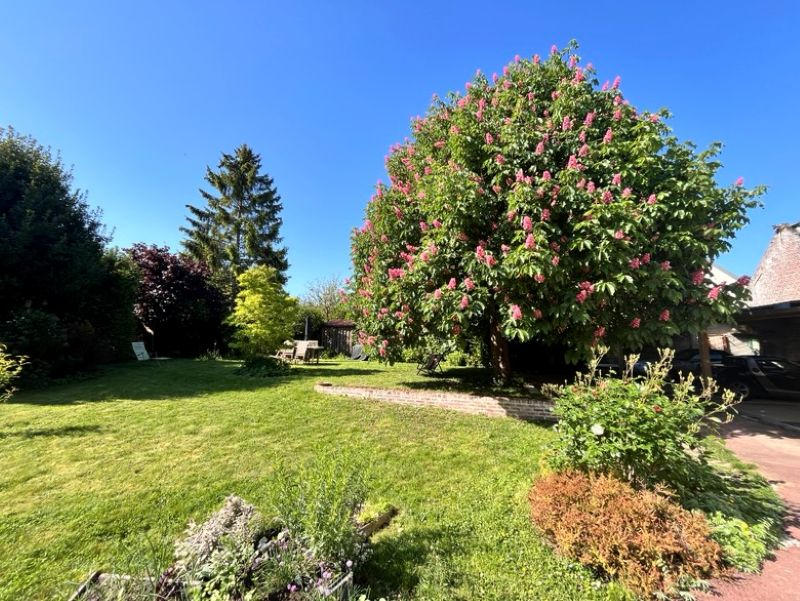 Maison - 196 m² - 8 pièces