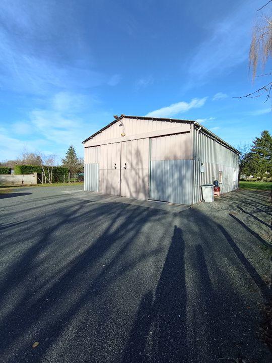 Maison - 200 m² - 7 pièces