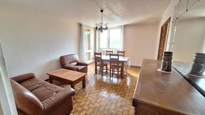 Appartement - 83 m² - 4 pièces