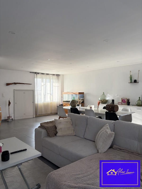 Maison - 140 m² - 6 pièces