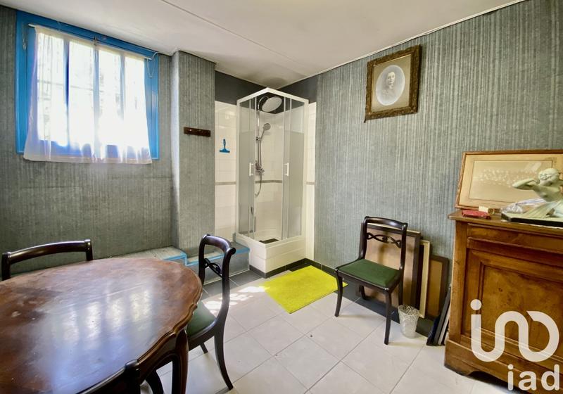 Maison - 254 m² - 7 pièces