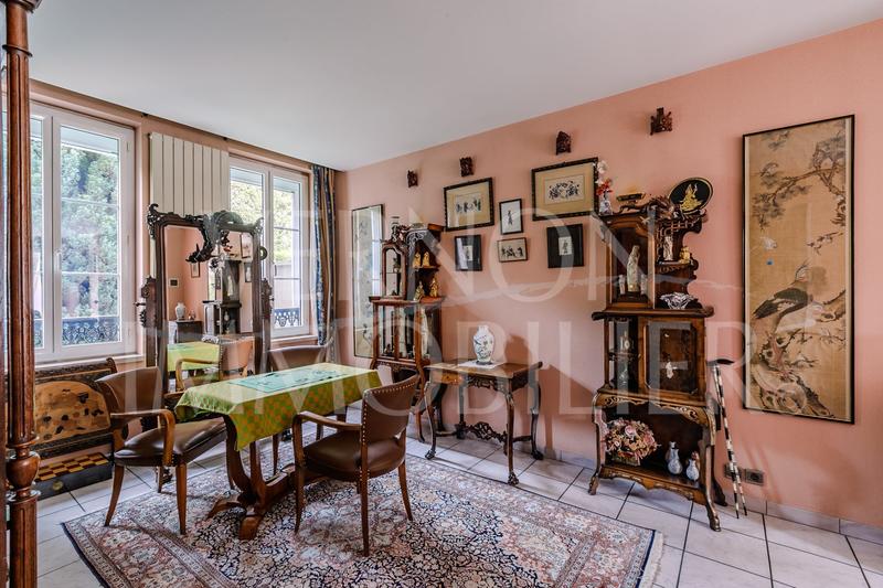 Maison ancienne - 202 m² - 8 pièces