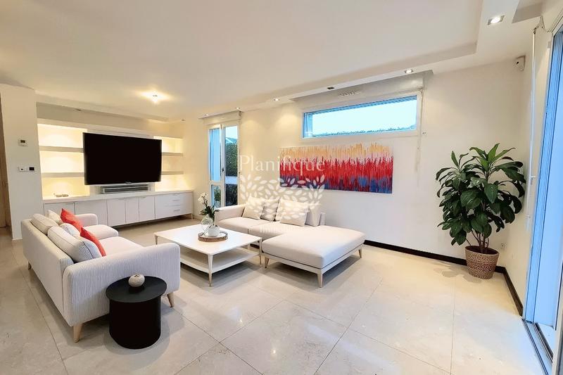 Maison - 104 m² - 4 pièces