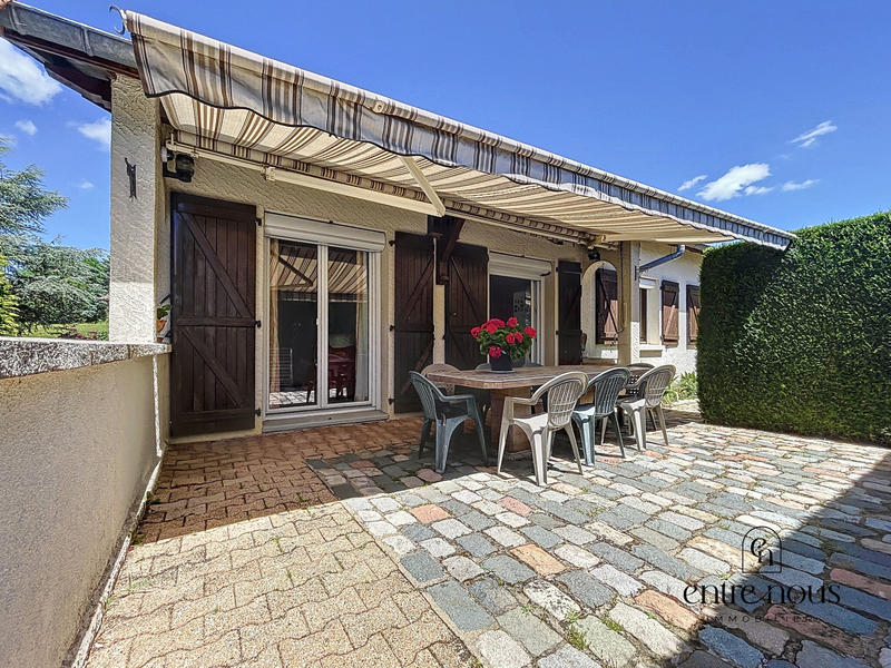 Maison - 95 m² - 5 pièces