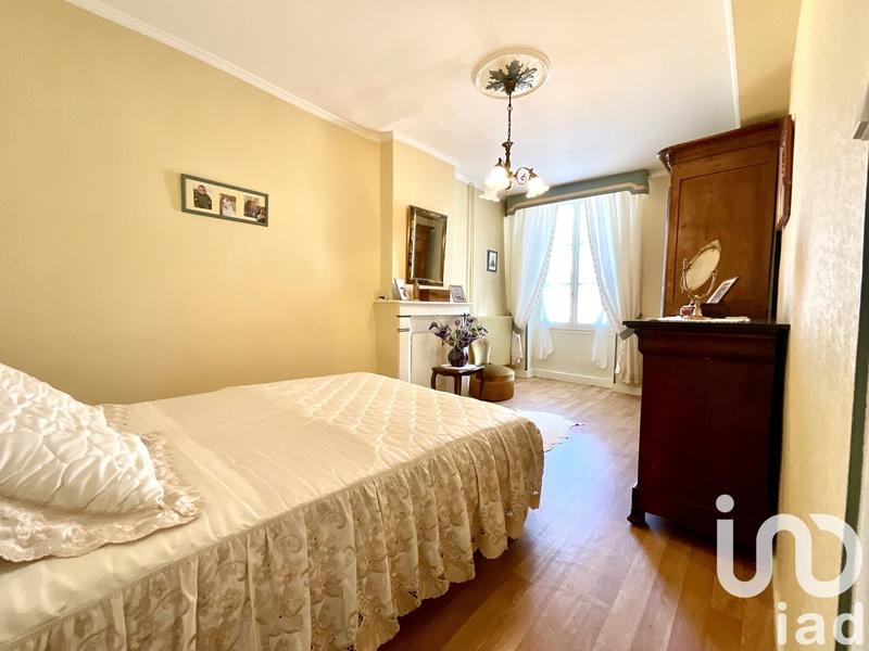 Maison de village - 181 m² - 7 pièces